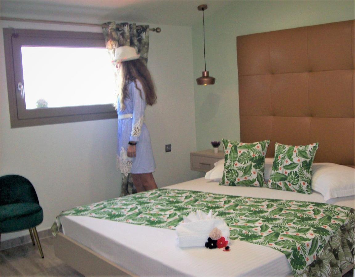 Sea Breeze 2 Apartment ลิเมนาเรีย ภายนอก รูปภาพ